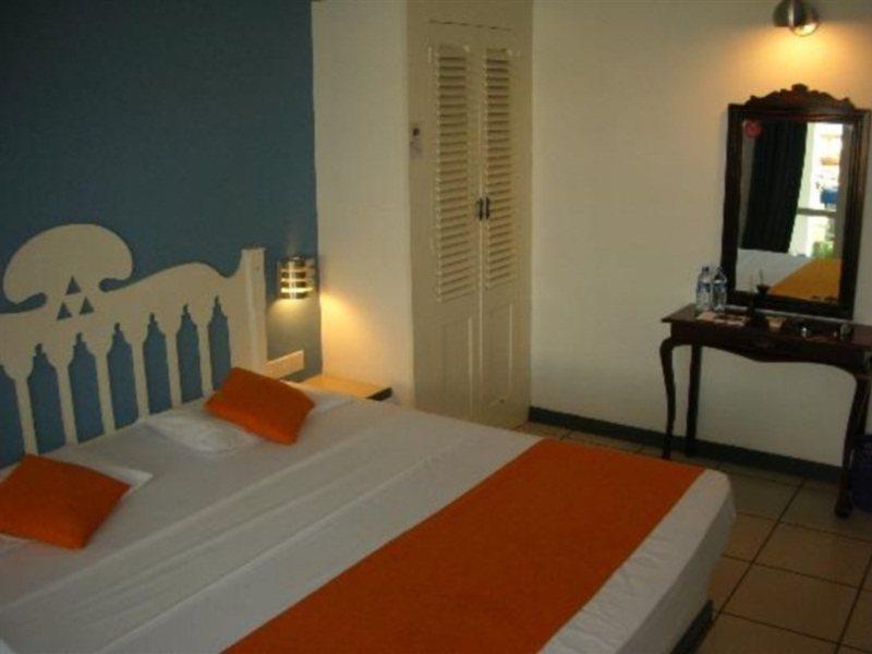Hotel Sunset Beach Negombo Exterior photo